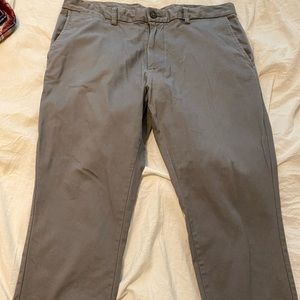 Gray Old Navy slim straight pants 36x30